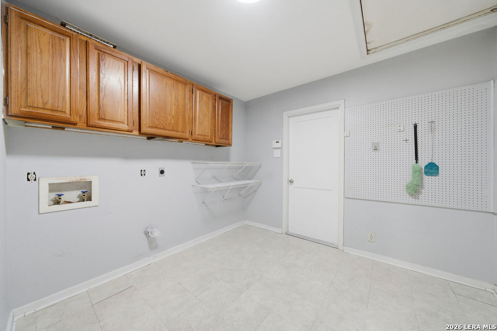 5007 Del Oro Circle San Antonio TX 78233