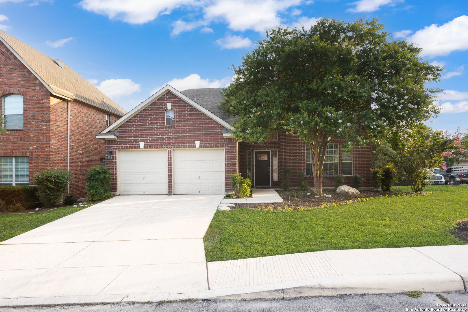 3302 Valley Creek San Antonio TX 78261