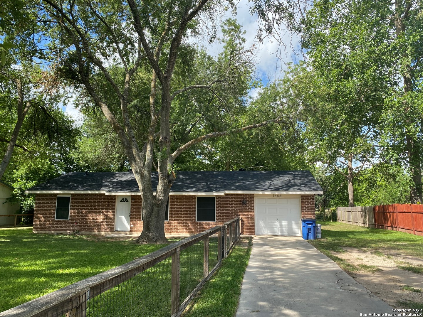 1408 Potthast Drive New Braunfels TX 78130