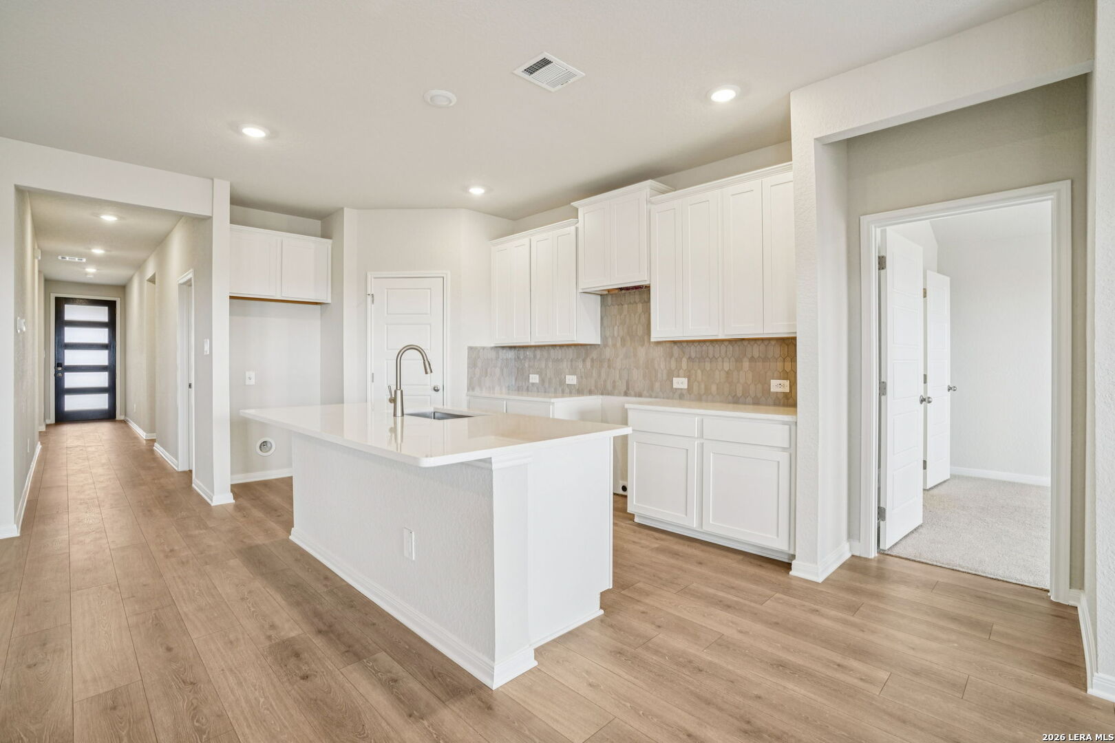 2906 Clemente Way Converse TX 78109