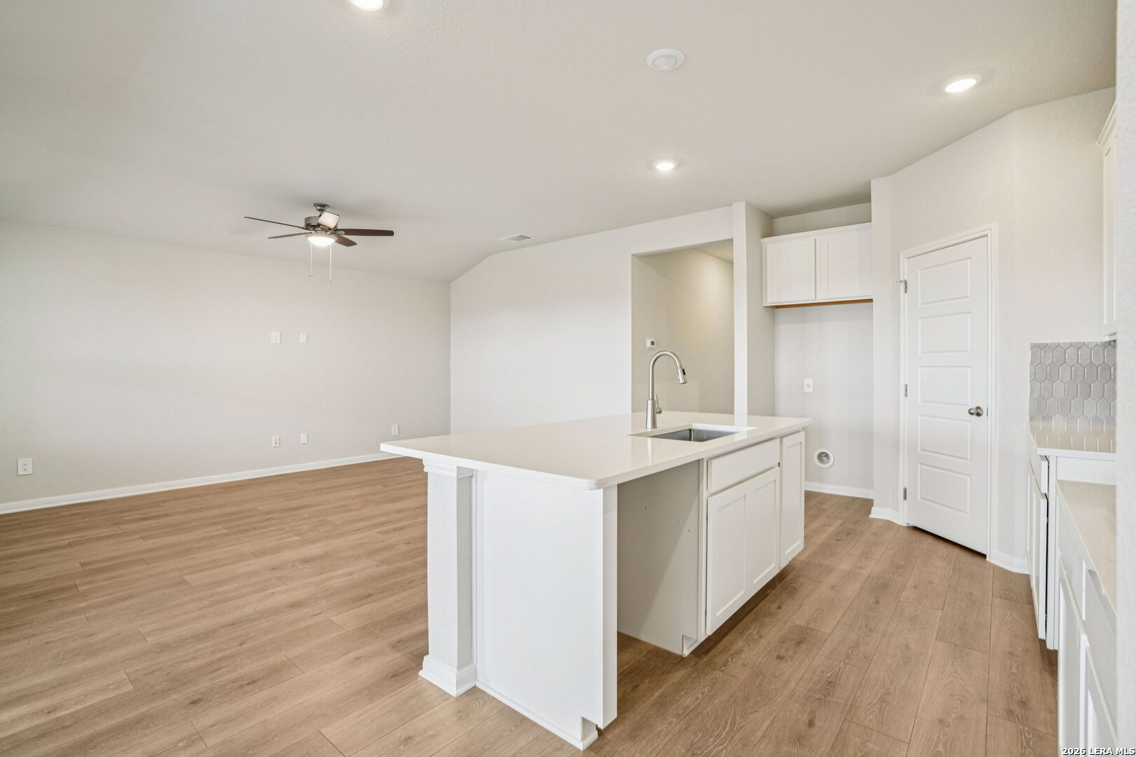 2906 Clemente Way Converse TX 78109