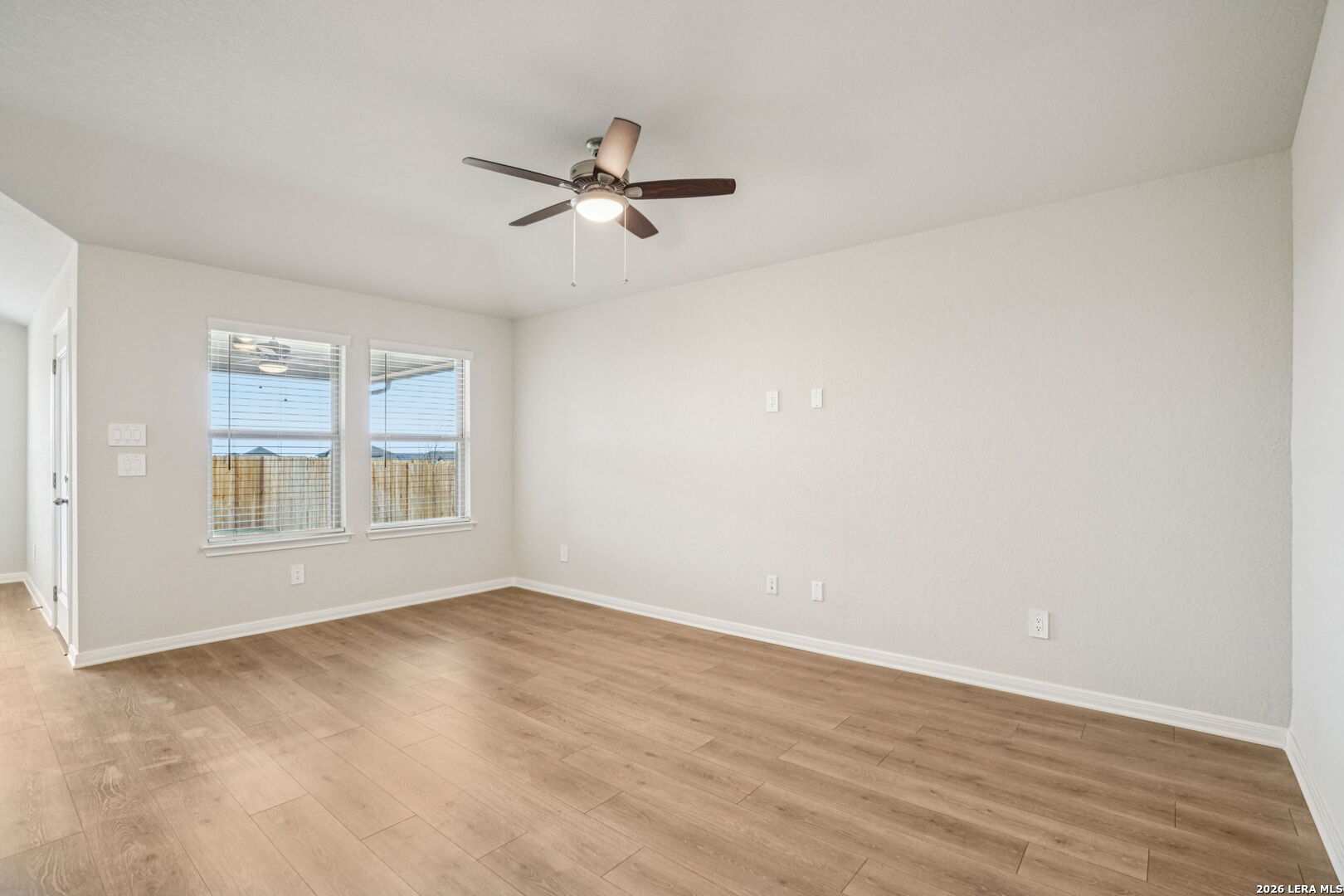 2906 Clemente Way Converse TX 78109