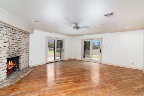 6 Lazy Lane San Antonio TX 78209