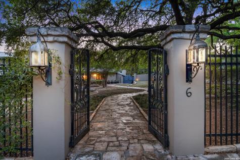 6 Lazy Lane San Antonio TX 78209