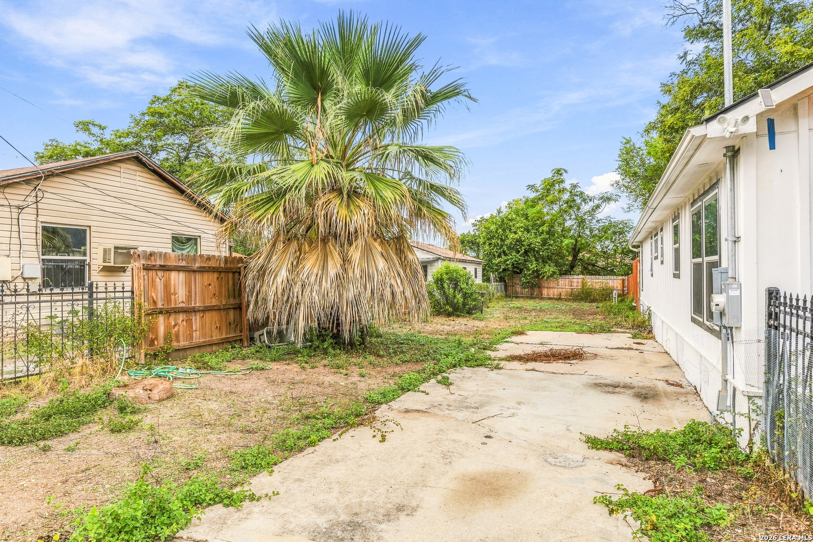 1623 N Center Street San Antonio TX 78202
