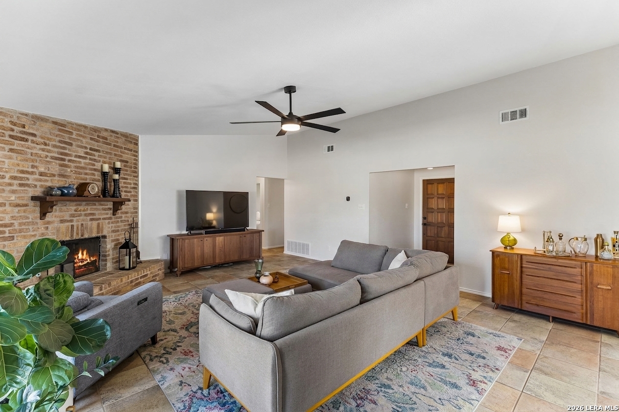 2630 Pebble Dawn San Antonio TX 78232