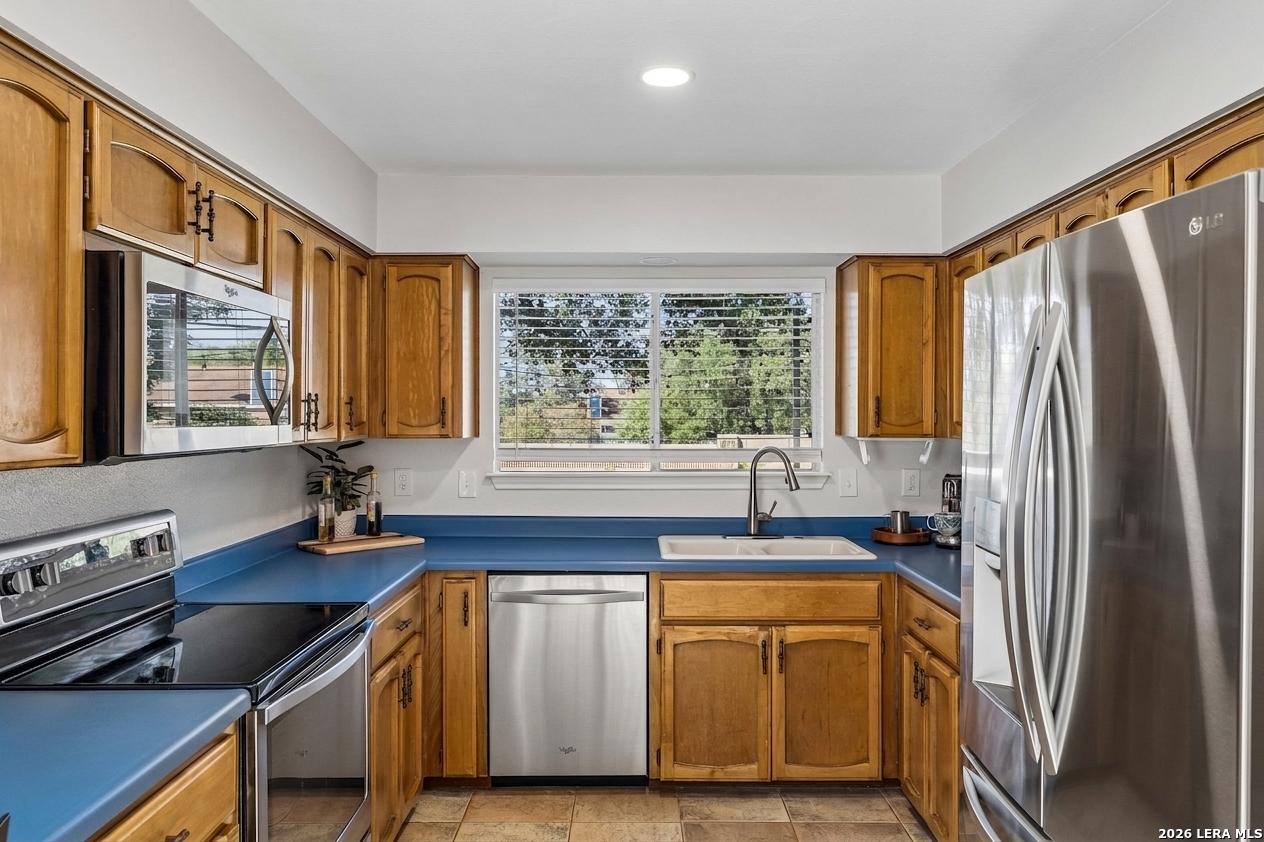 2630 Pebble Dawn San Antonio TX 78232