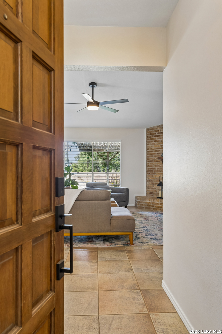 2630 Pebble Dawn San Antonio TX 78232