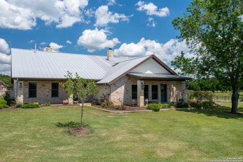 9560 Old Colony Line Dale TX 78616