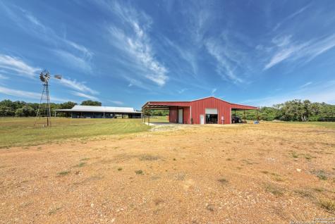 9560 Old Colony Line Dale TX 78616