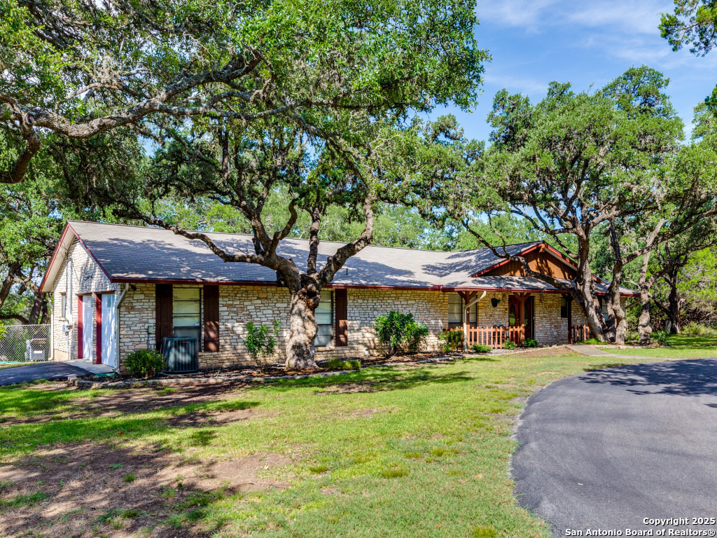 10156 Axis Circle Boerne TX 78006