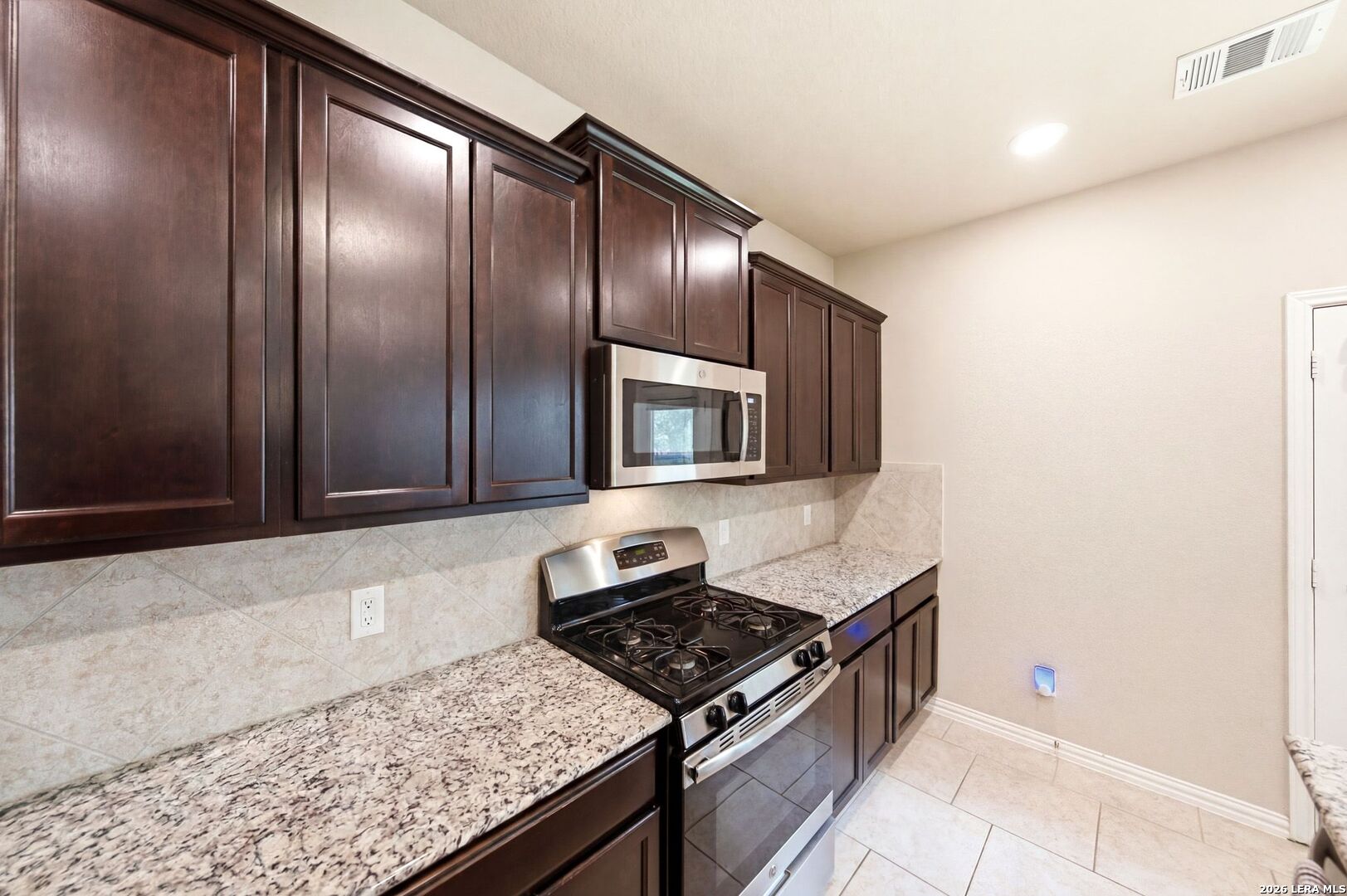 6012 Akin Song San Antonio TX 78261