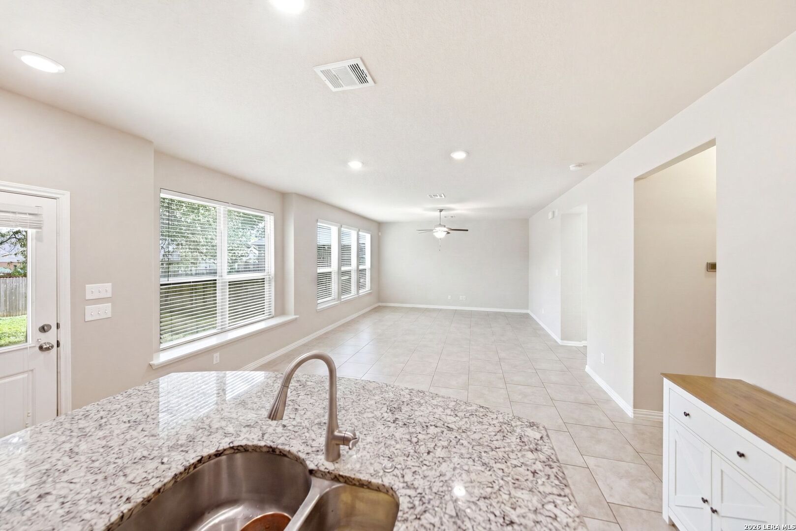 6012 Akin Song San Antonio TX 78261