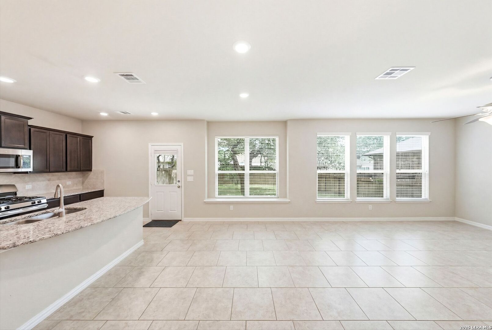 6012 Akin Song San Antonio TX 78261