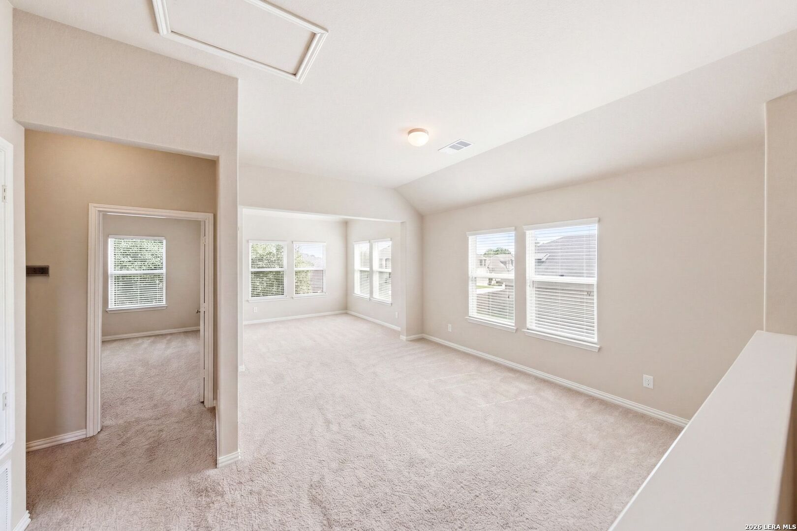 6012 Akin Song San Antonio TX 78261