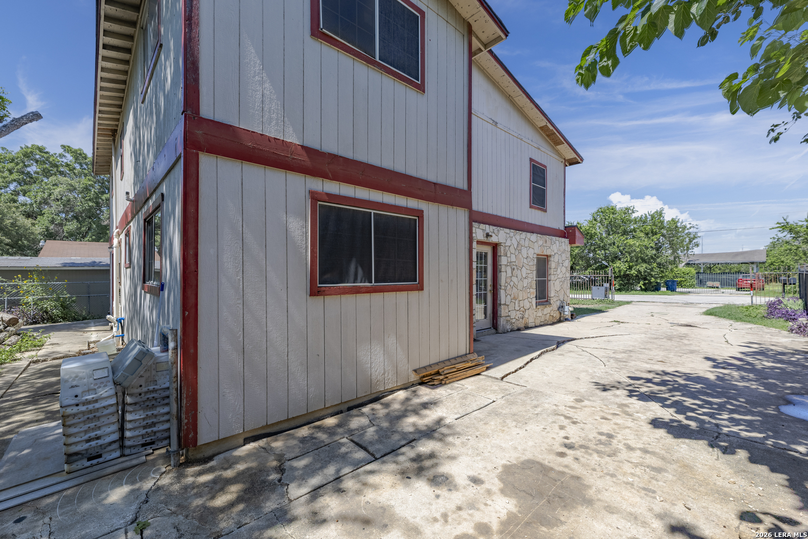 2029 Burton Avenue San Antonio TX 78221