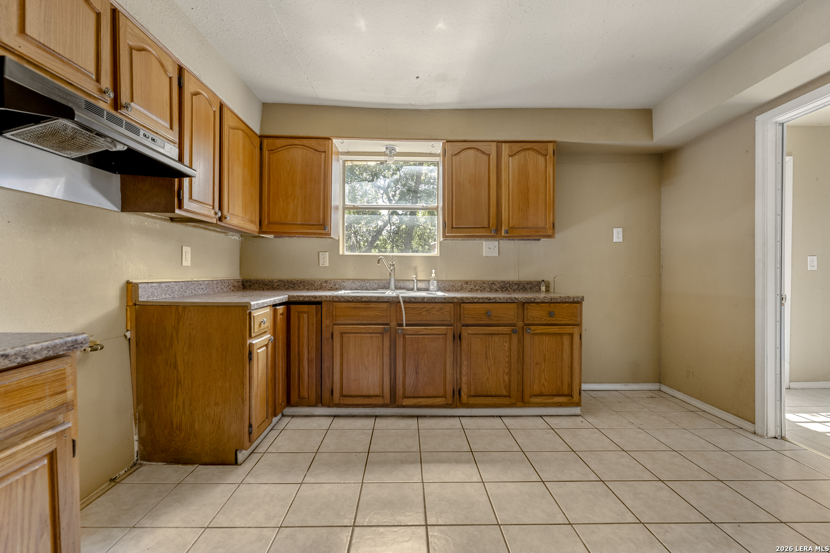 2029 Burton Avenue San Antonio TX 78221