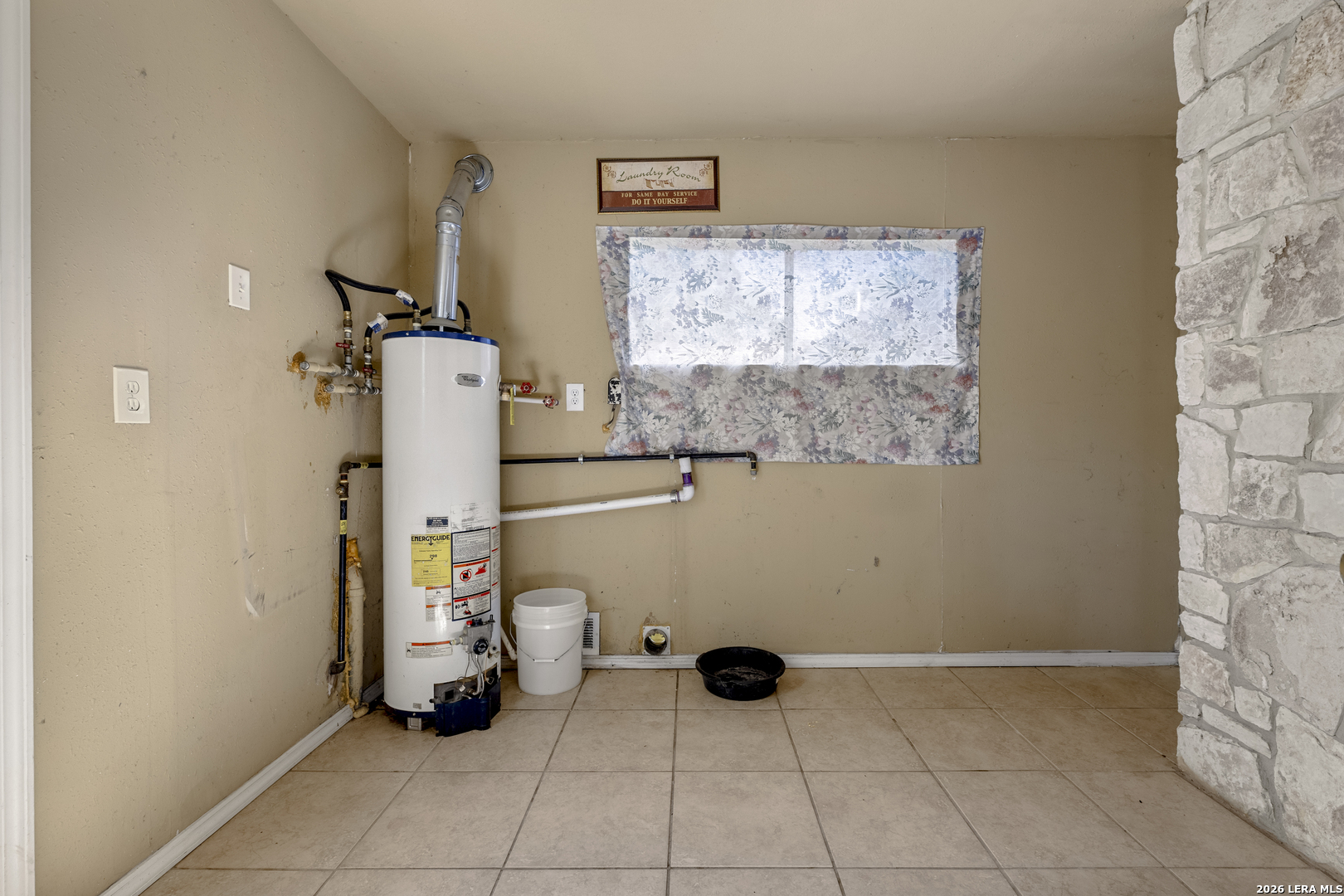 2029 Burton Avenue San Antonio TX 78221