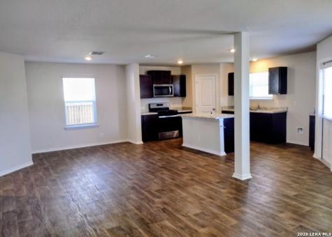 9558 Ranch Loop San Antonio TX 78254