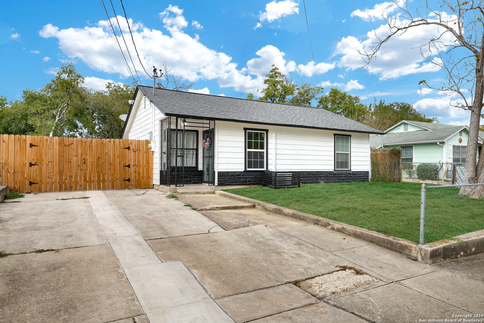 1023 Rayburn Drive San Antonio TX 78221