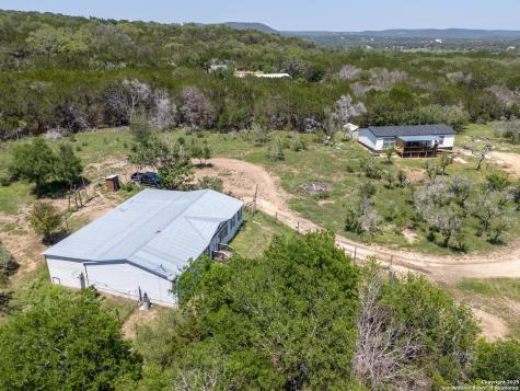 605 Seth Circle Bandera TX 78003