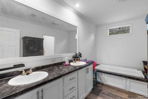 605 Seth Circle Bandera TX 78003