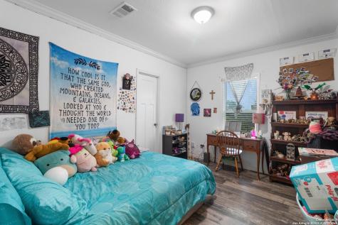 605 Seth Circle Bandera TX 78003