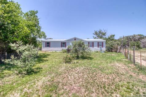 605 Seth Circle Bandera TX 78003