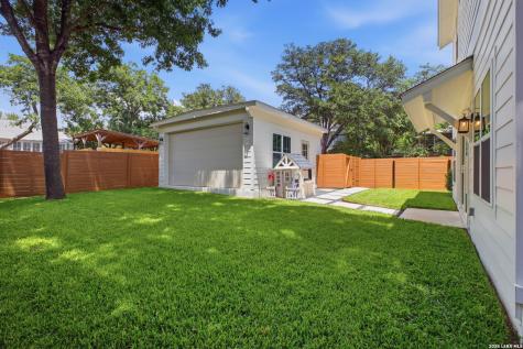 301 Ogden Lane Alamo Heights TX 78209