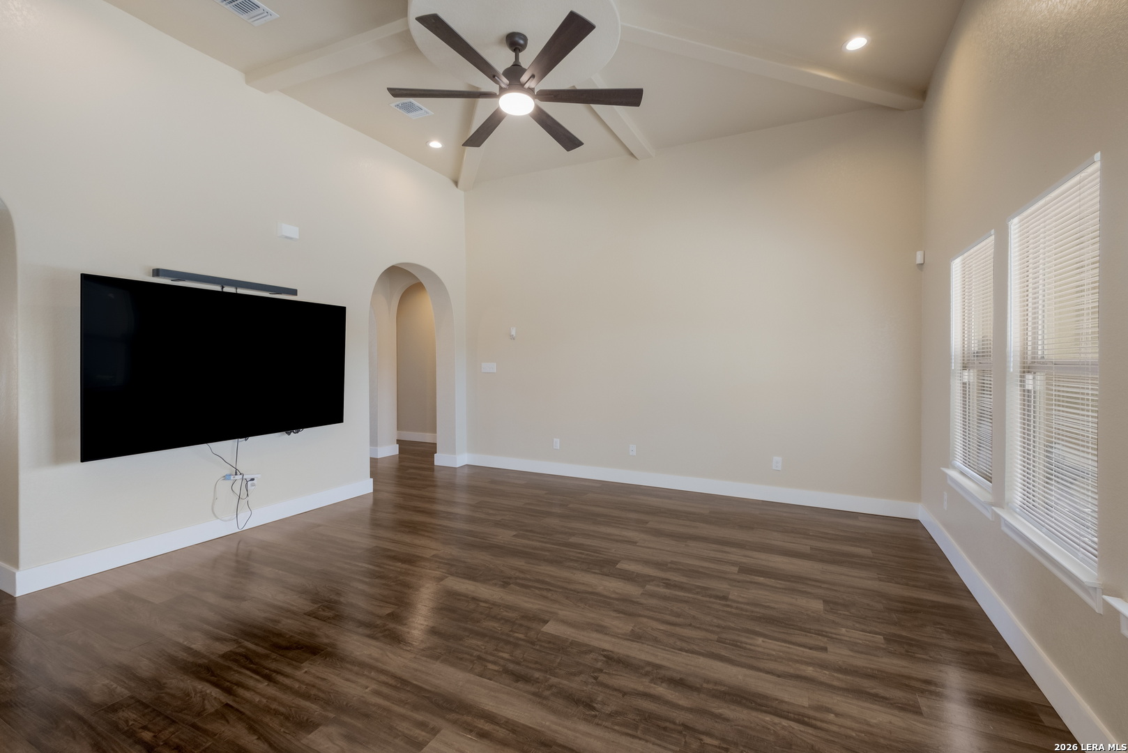 8366 Ventura Boulevard Selma TX 78154