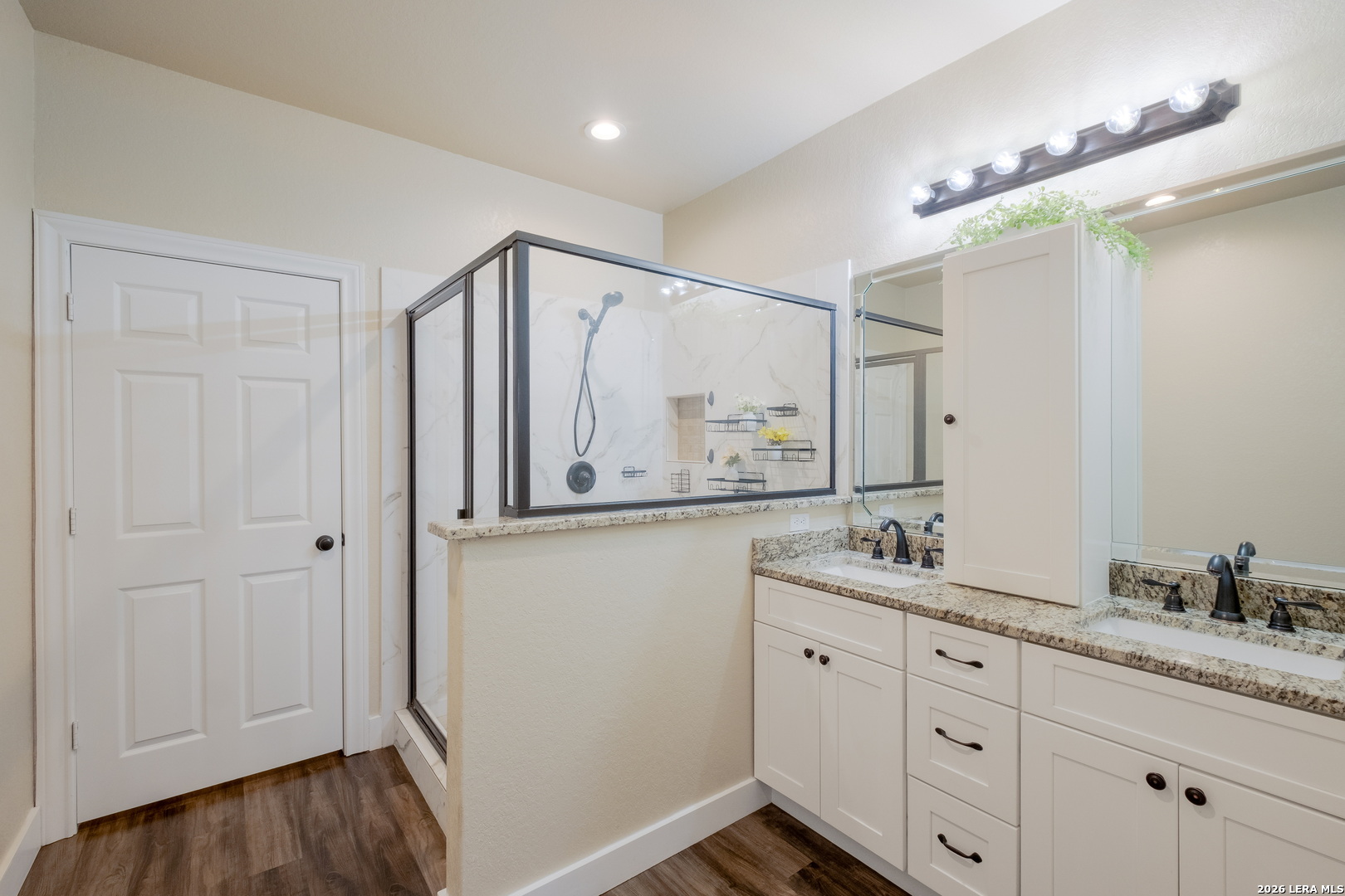 8366 Ventura Boulevard Selma TX 78154