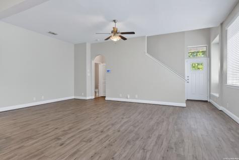 17327 Moscato San Antonio TX 78247