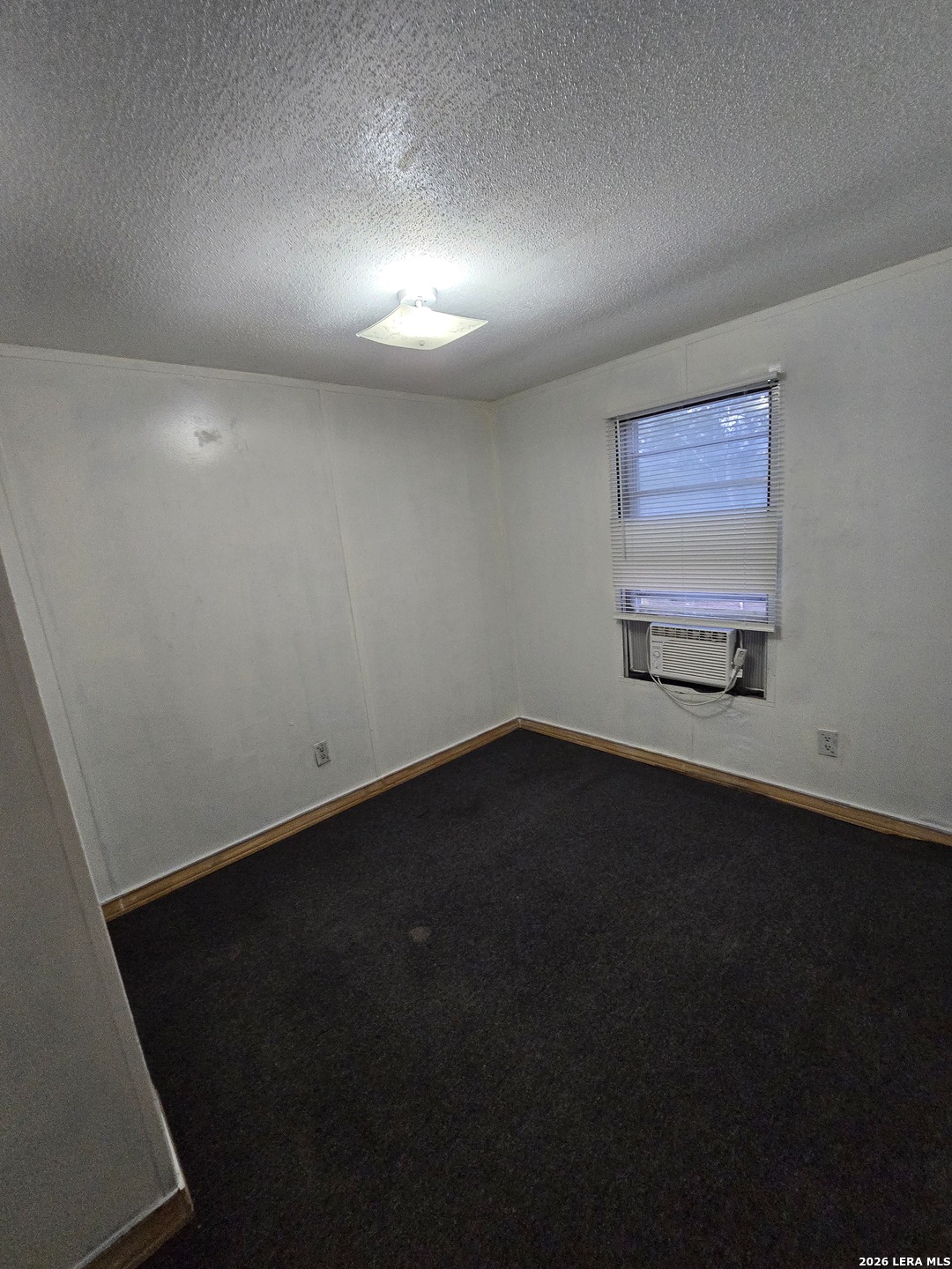 615 Moss Point Poth TX 78147