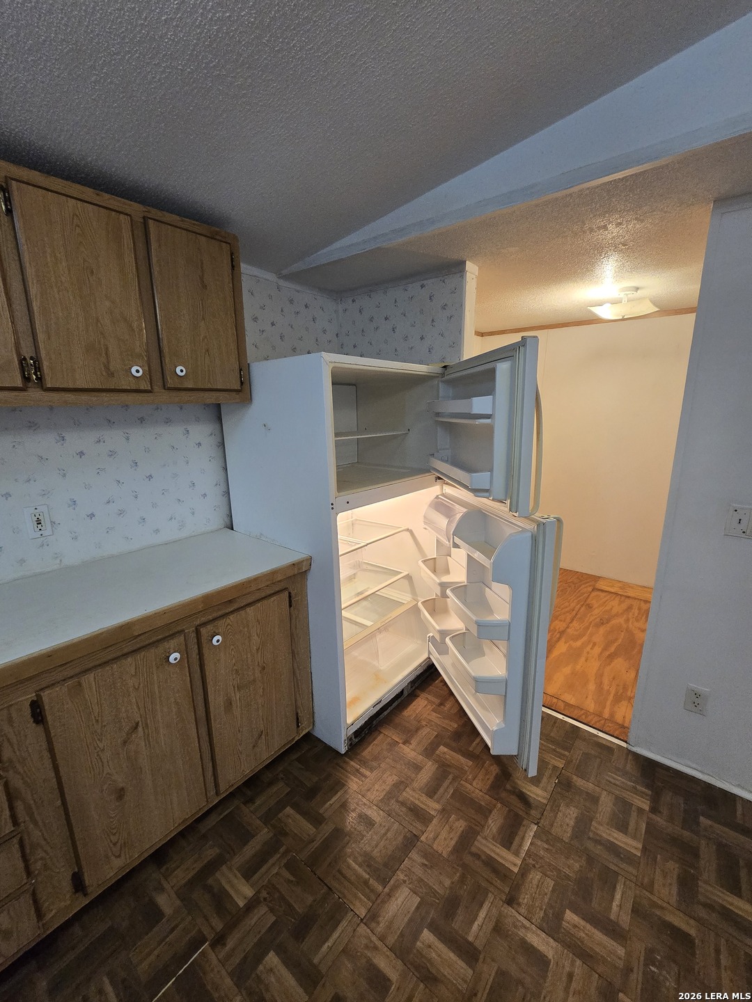 615 Moss Point Poth TX 78147