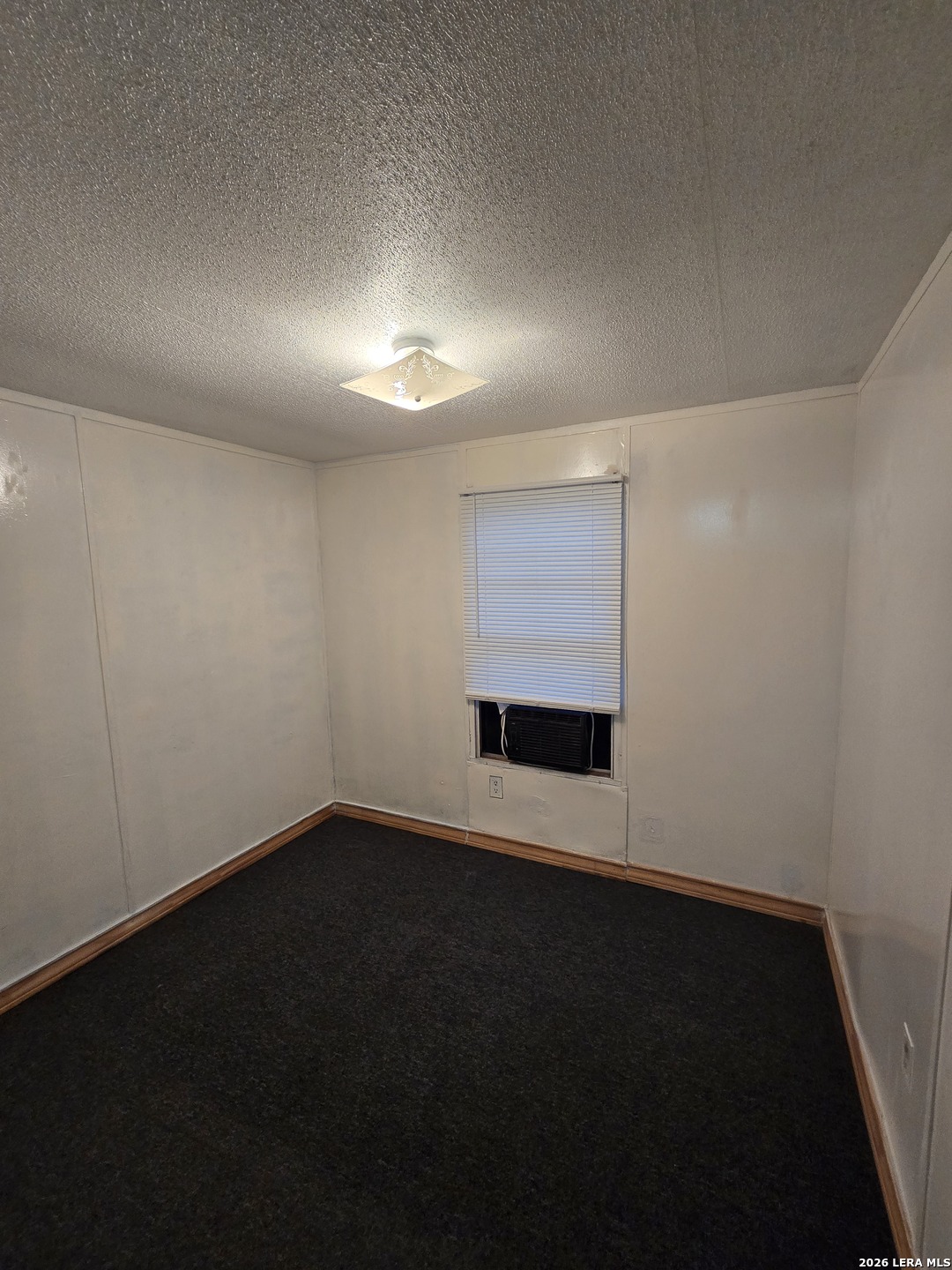 615 Moss Point Poth TX 78147
