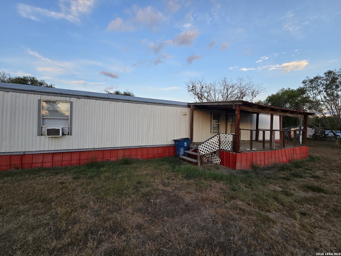615 Moss Point Poth TX 78147
