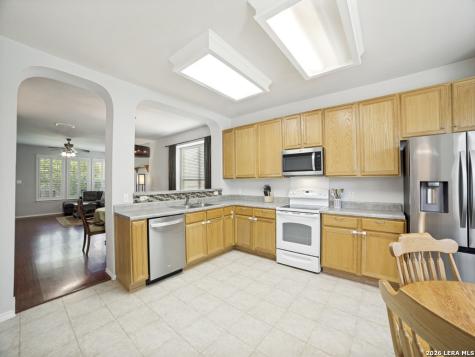 8811 Redwood Bend Helotes TX 78023
