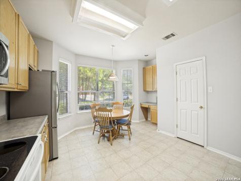 8811 Redwood Bend Helotes TX 78023