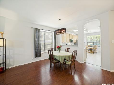 8811 Redwood Bend Helotes TX 78023
