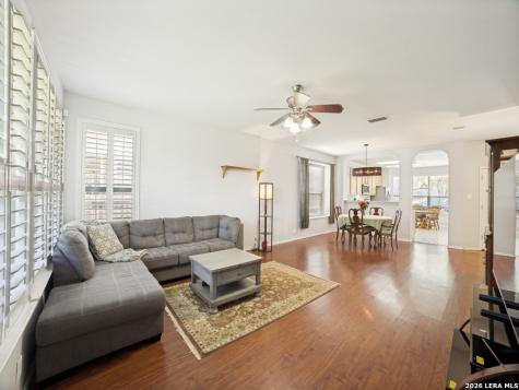 8811 Redwood Bend Helotes TX 78023