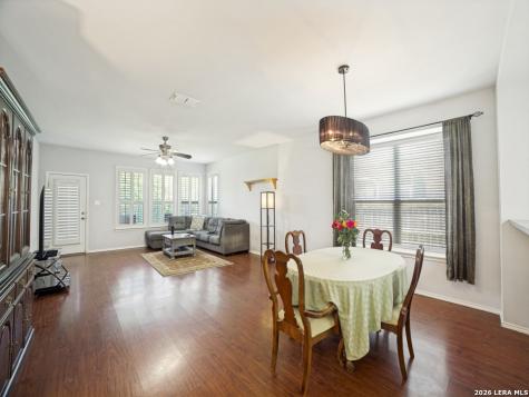 8811 Redwood Bend Helotes TX 78023