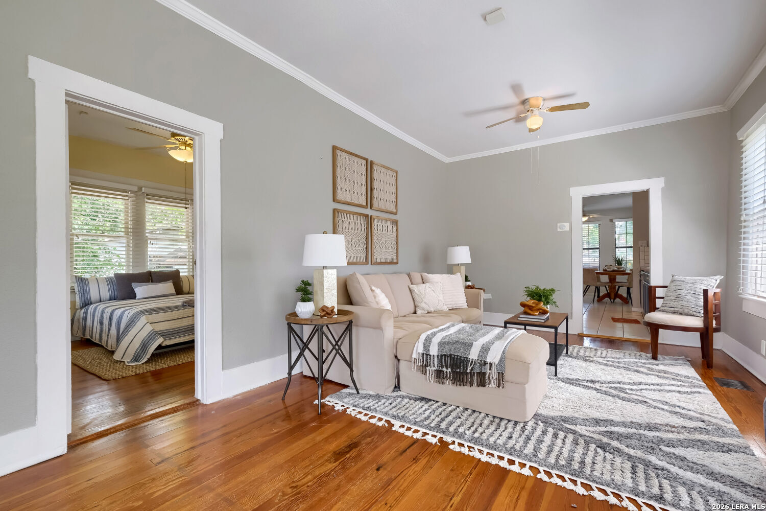 608 E Mistletoe Avenue San Antonio TX 78212