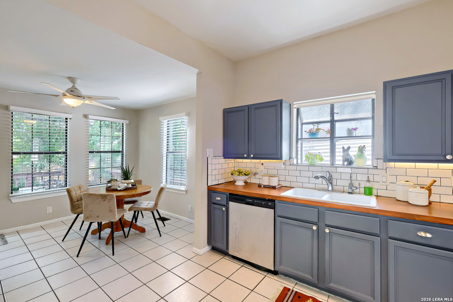 608 E Mistletoe Avenue San Antonio TX 78212
