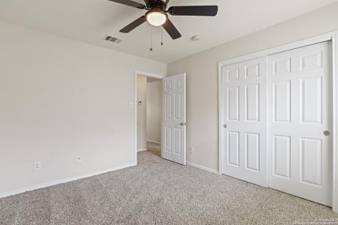 6954 Cutting Creek San Antonio TX 78244