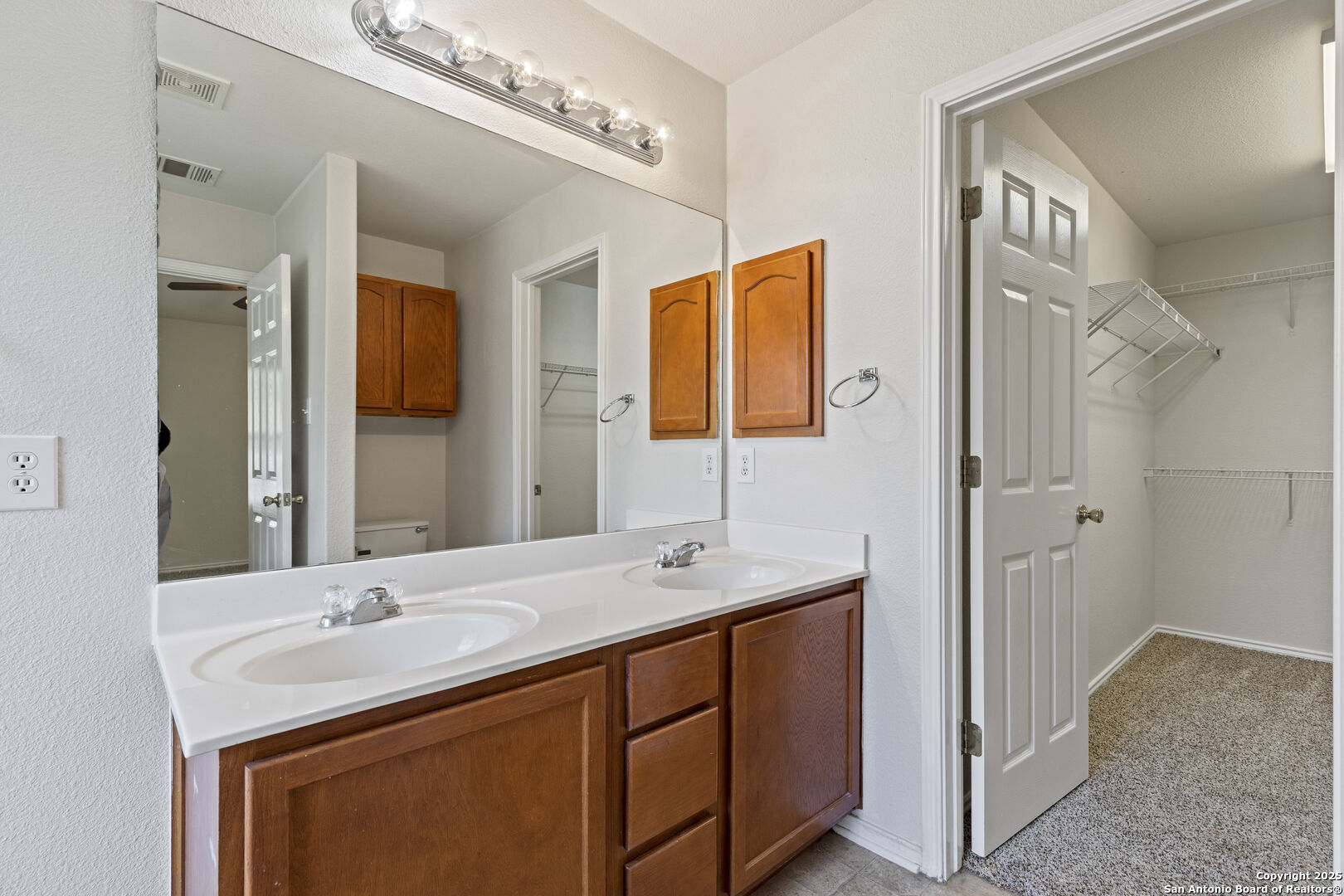 6954 Cutting Creek San Antonio TX 78244