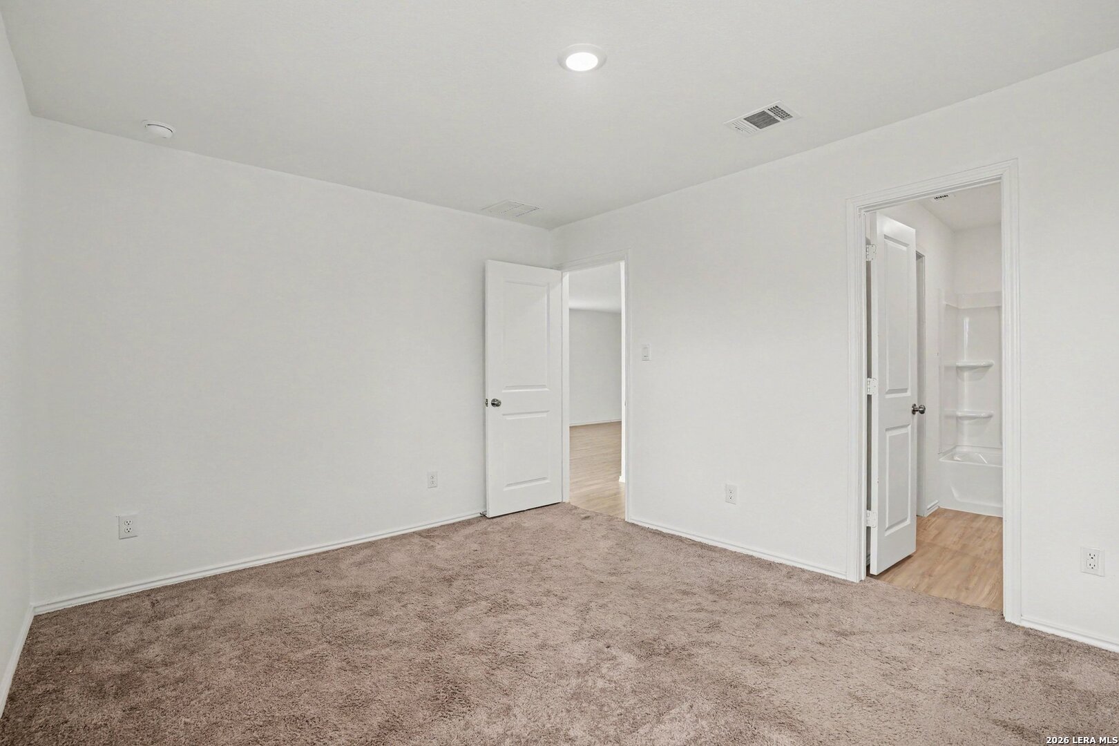5458 Daphne Path San Antonio TX 78253