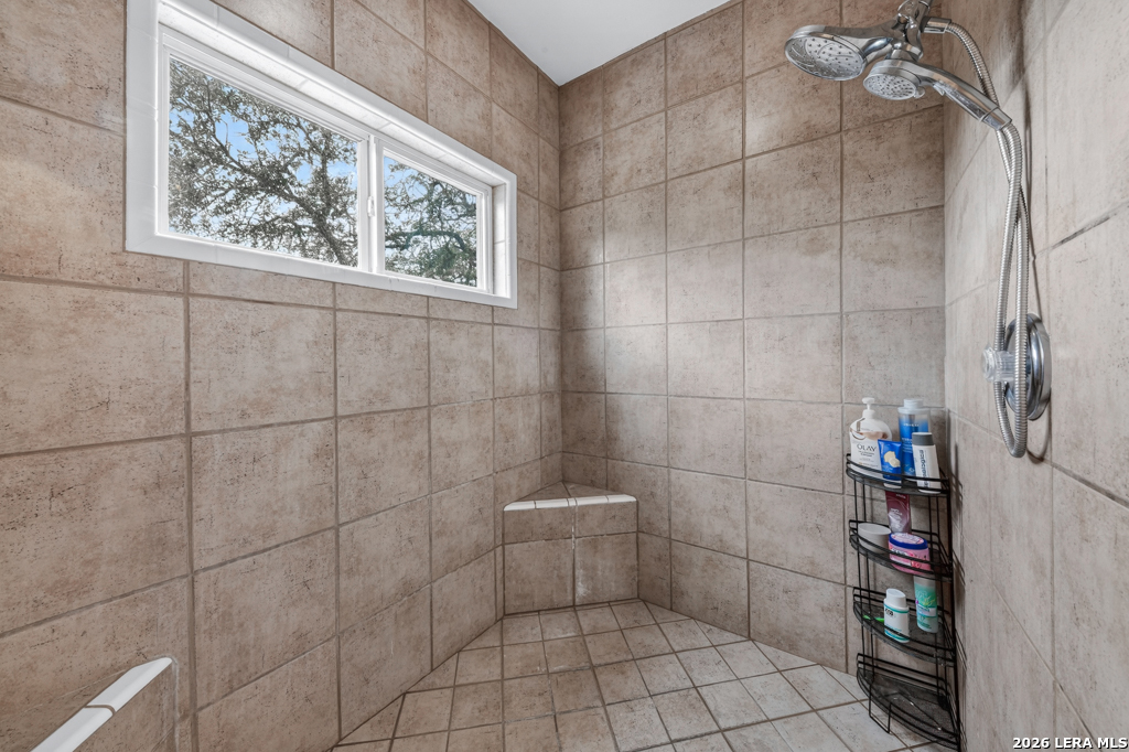 101 Cibolo Hollow N Fair Oaks Ranch TX 78015