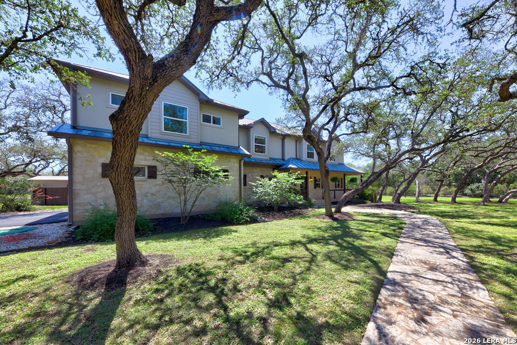 101 Cibolo Hollow N Fair Oaks Ranch TX 78015