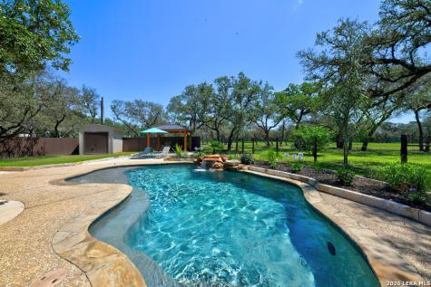 101 Cibolo Hollow N Fair Oaks Ranch TX 78015