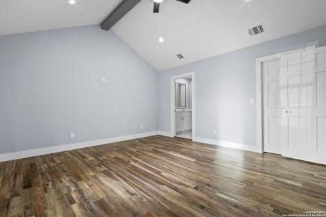 125 Broken Spur Drive Bandera TX 78003